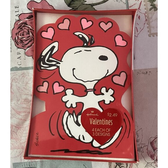 Peanuts Snoopy Happy Valentines Day Hallmark Cards New Box of 12 NOS - Picture 1 of 11
